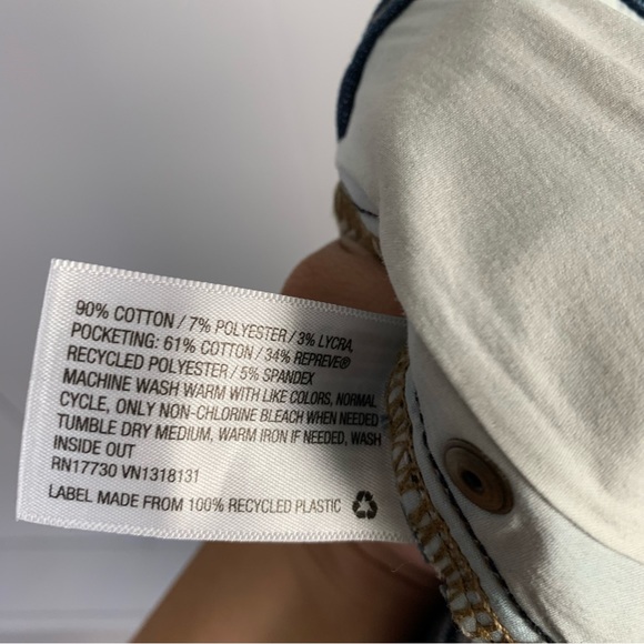 Universal Thread ⭐️ - Picture 4 of 4